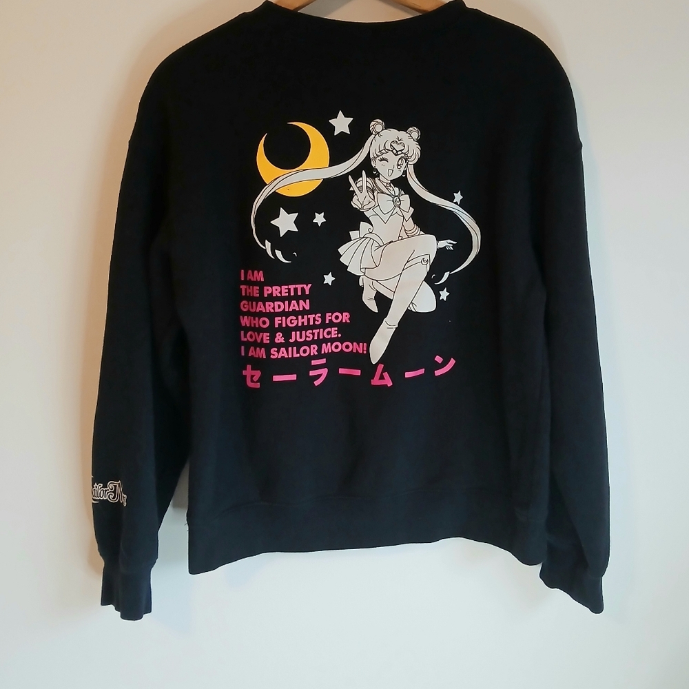 Sailor Moon- Sweatshirt- Graphic- Black- Size Medium Juniors - Picture 7 of 10